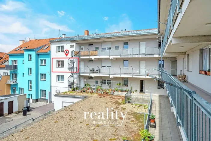 Prodej bytu 2+1, Znojmo, náměstí Svobody, 76 m2