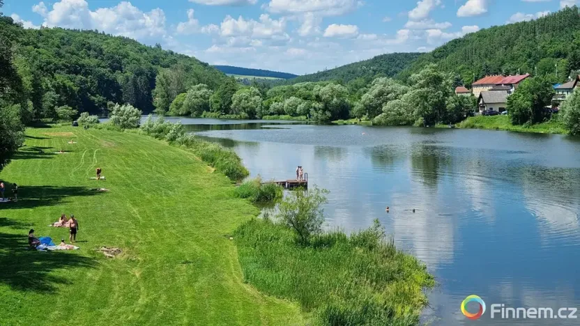 Prodej pozemku pro bydlení, Nižbor, 741 m2