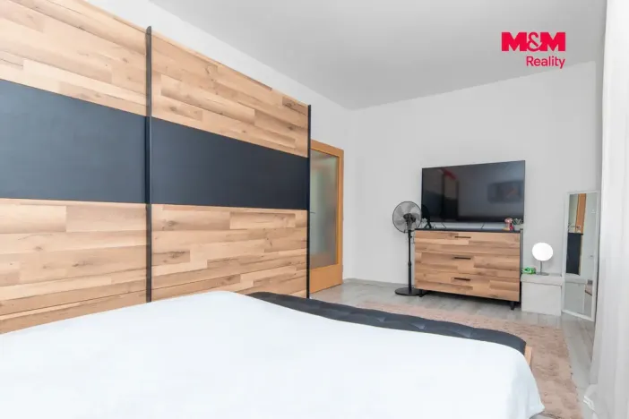 Prodej bytu 3+1, Brno - Líšeň, Bačovského, 75 m2