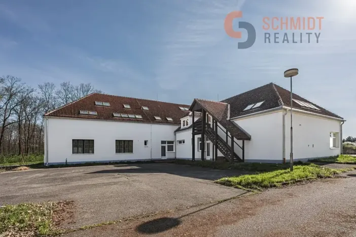 Pronájem obchodního prostoru, Břeclav, Celnice-středisko služeb, 509 m2