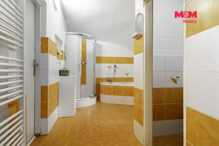 Prodej rodinného domu, Uhersko, 120 m2