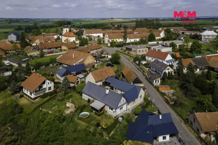 Prodej rodinného domu, Uhersko, 120 m2