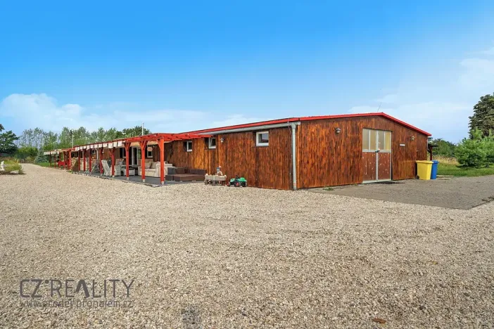 Prodej vícegeneračního domu, Pečky, 280 m2