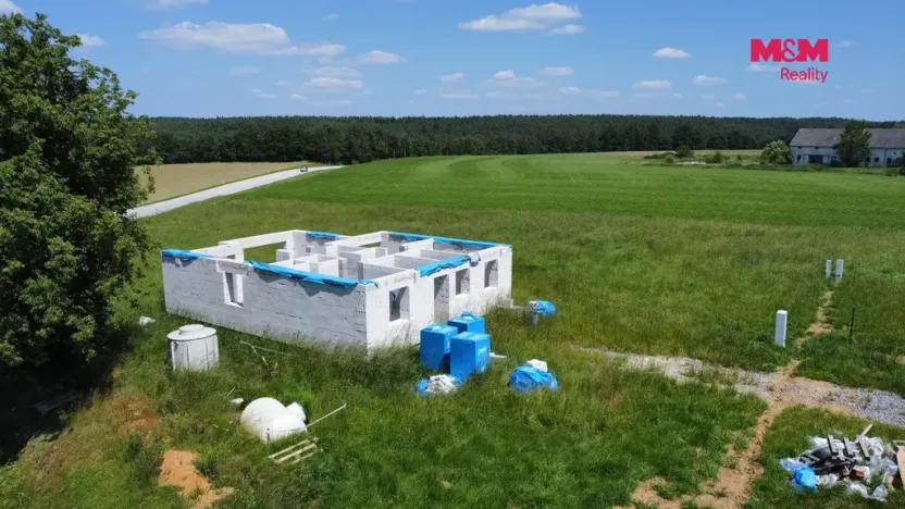 Prodej pozemku pro bydlení, Týn nad Vltavou - Nuzice, 1208 m2