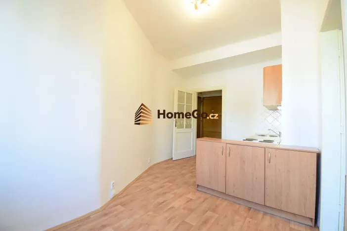 Pronájem bytu 2+kk, Praha - Nusle, Lounských, 51 m2