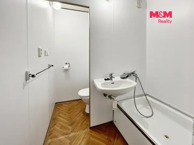 Pronájem bytu 2+kk, Ústí nad Labem - Bukov, Na Kohoutě, 42 m2