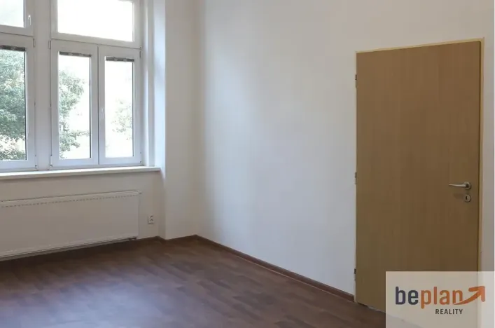 Pronájem bytu 2+1, Karlovy Vary, Moskevská, 66 m2
