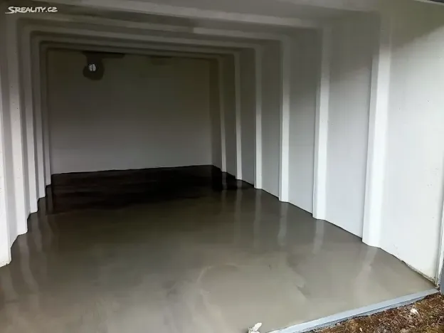 Pronájem garáže, Brno, Chelčického, 17 m2