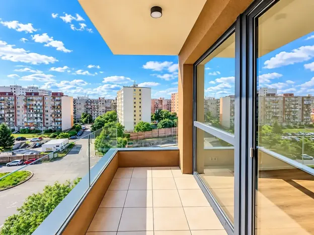 Prodej bytu 2+kk, Praha - Černý Most, Arnošta Valenty, 51 m2