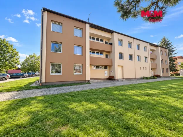 Prodej bytu 2+1, Lubenec, Pražská, 55 m2