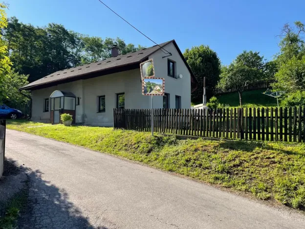 Prodej rodinného domu, Čtveřín - Doubí, 130 m2