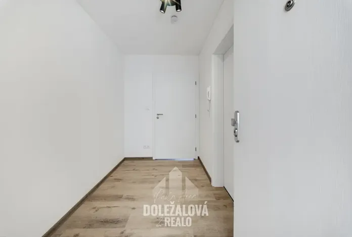 Pronájem bytu 1+kk, Jihlava, Okružní, 45 m2