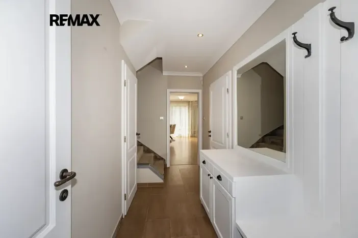 Pronájem rodinného domu, Bašť, Mratínská, 151 m2