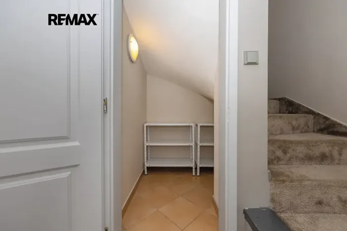 Pronájem rodinného domu, Bašť, Mratínská, 151 m2