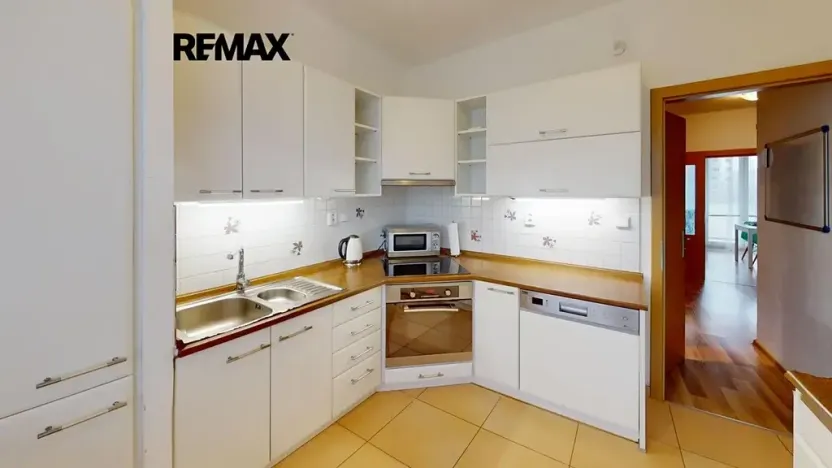 Prodej bytu 3+1, Praha - Letňany, Havířovská, 68 m2