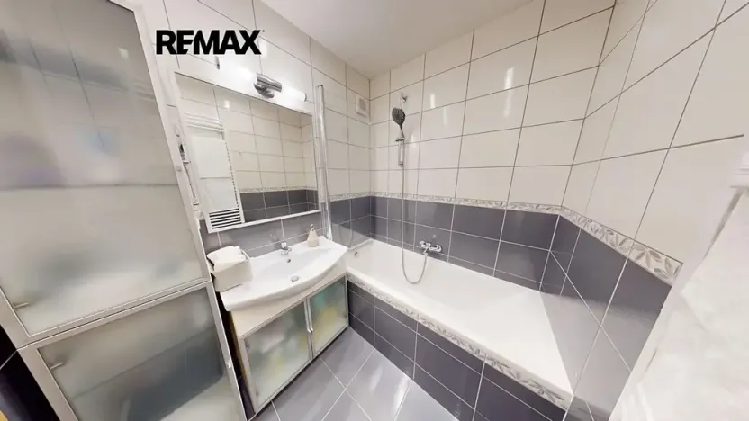 Prodej bytu 3+1, Praha - Letňany, Havířovská, 68 m2