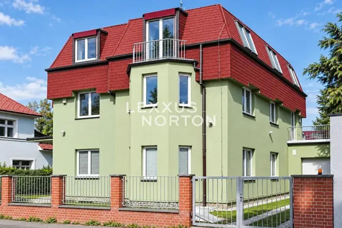 Pronájem bytu 4+1, Praha - Chodov, Medkova, 155 m2