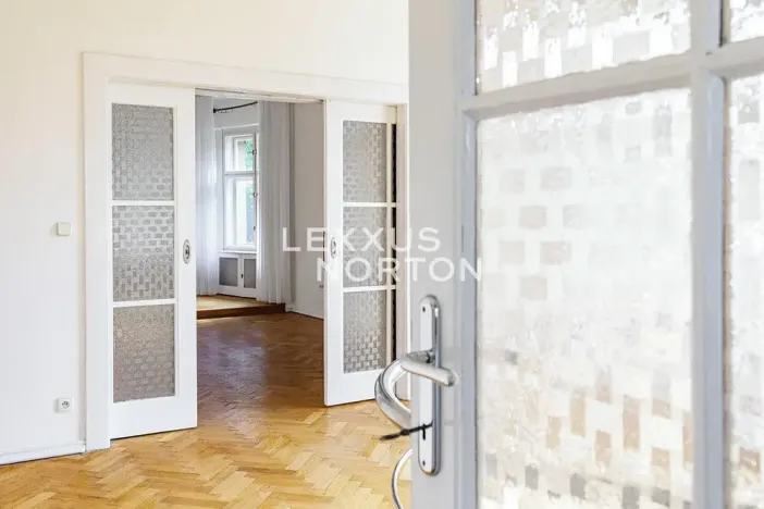 Prodej bytu 6+kk a větší, Praha - Střešovice, Cukrovarnická, 228 m2