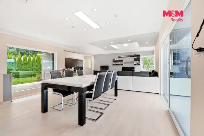 Prodej rodinného domu, Smržovka, Pod Hřištěm, 225 m2