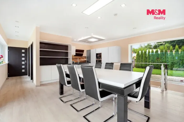 Prodej rodinného domu, Smržovka, Pod Hřištěm, 225 m2