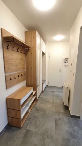 Pronájem bytu 2+kk, Praha - Michle, Pobočná, 44 m2