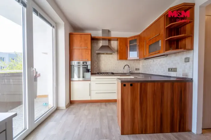 Pronájem bytu 3+kk, Plzeň - Skvrňany, Waltrova, 74 m2