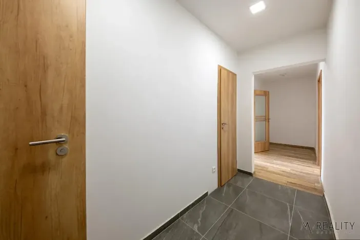Pronájem bytu 2+1, Ostrava, Varenská, 58 m2