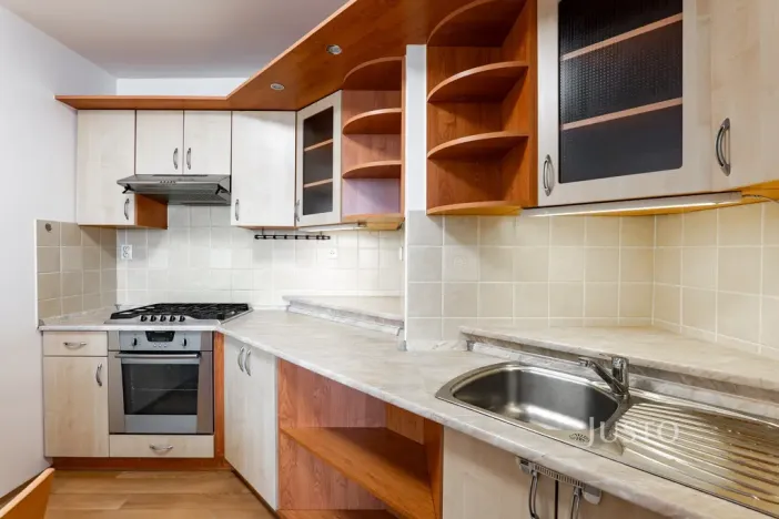 Pronájem bytu 3+kk, Praha - Petrovice, Rezlerova, 63 m2