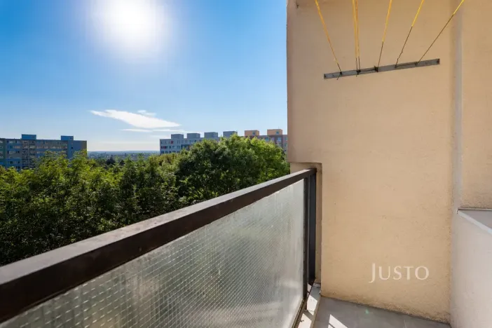 Pronájem bytu 3+kk, Praha - Petrovice, Rezlerova, 63 m2