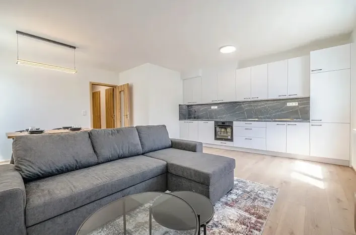 Prodej bytu 2+kk, Mělník, Bezručova, 51 m2