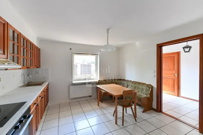Pronájem rodinného domu, Praha - Dolní Chabry, Podhorská, 230 m2
