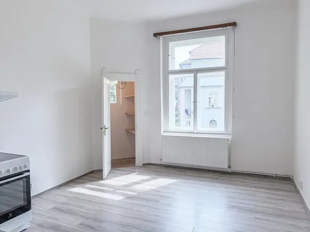 Pronájem bytu 4+1, Praha - Smíchov, Na Doubkové, 120 m2