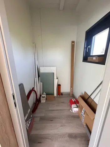 Prodej obchodního prostoru, Praha - Zličín, Na Radosti, 100 m2