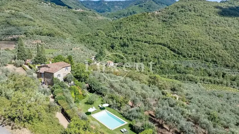 Prodej vily, Loro Ciuffenna, Itálie, 285 m2