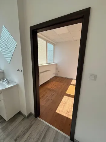 Pronájem kanceláře, Kolín, Plynárenská, 28 m2