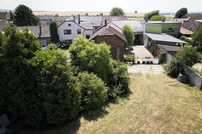 Prodej rodinného domu, Roštění, 450 m2