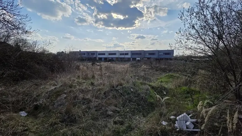 Dražba komerčního pozemku, Praha - Ďáblice, Červenomlýnská, 3900 m2