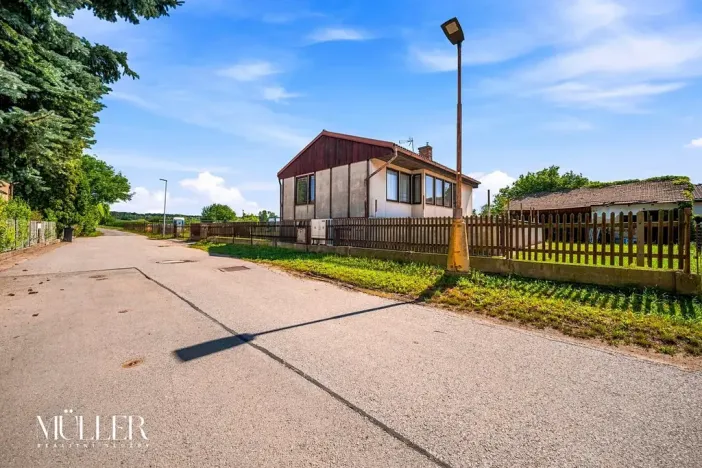 Prodej rodinného domu, Holice, Ve Drahách, 100 m2