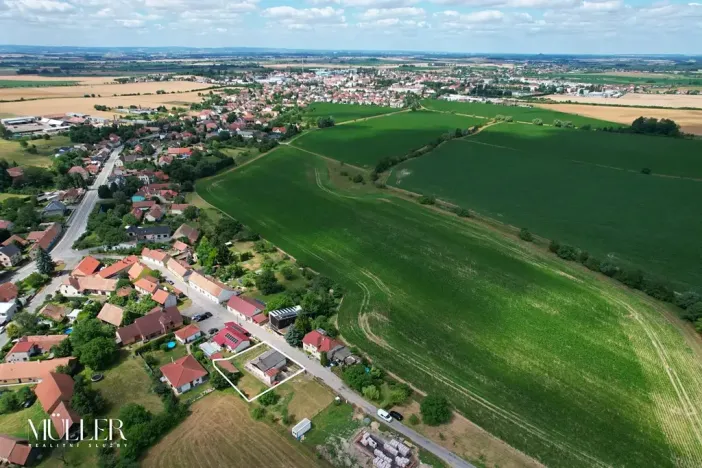 Prodej rodinného domu, Holice, Ve Drahách, 100 m2