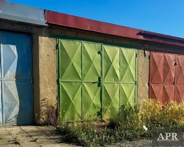 Prodej garáže, Uherský Brod, 18 m2