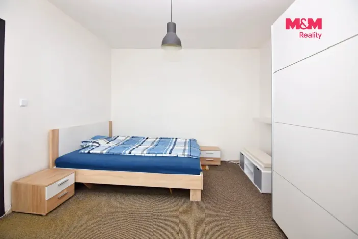 Pronájem bytu 1+1, Děčín - Děčín IX-Bynov, Kyjevská, 34 m2