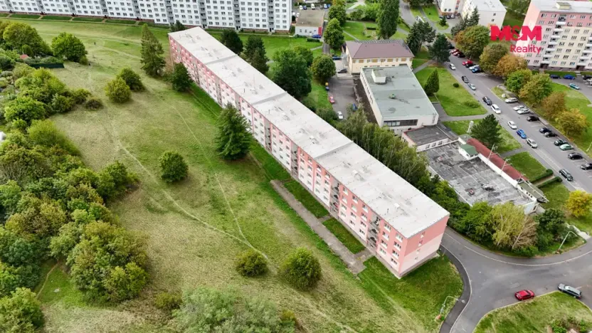 Prodej bytu 3+1, Klášterec nad Ohří - Miřetice u Klášterce nad Ohří, Dukelská, 61 m2