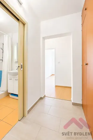 Pronájem bytu 2+kk, Praha - Háje, Hekrova, 43 m2
