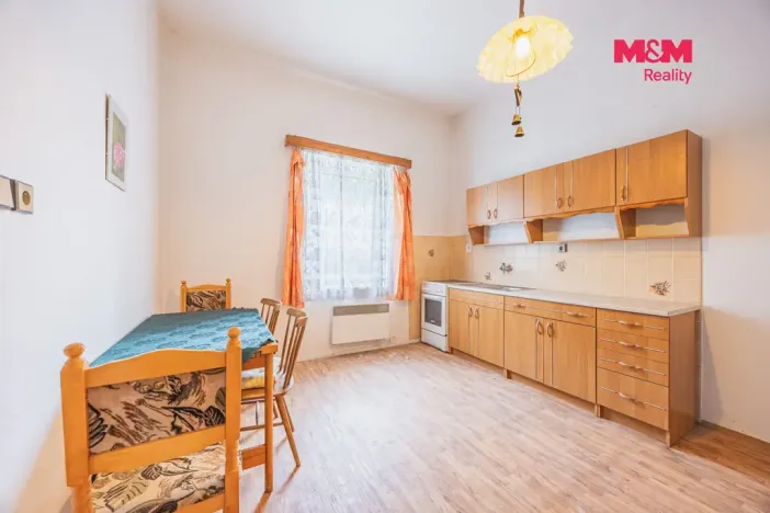 Prodej bytu 2+1, Úpice, Puškinova, 336 m2