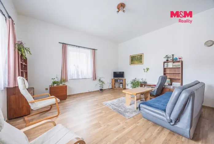 Prodej bytu 2+1, Úpice, Puškinova, 336 m2