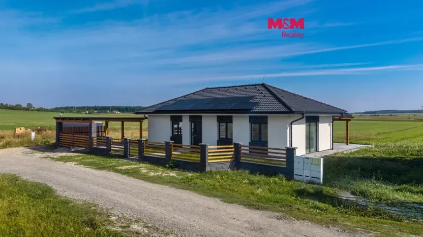 Prodej rodinného domu, Bělušice, 112 m2
