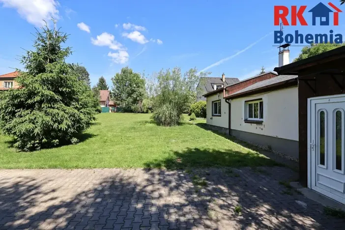 Prodej pozemku pro bydlení, Český Brod, Na Bělidle, 1717 m2