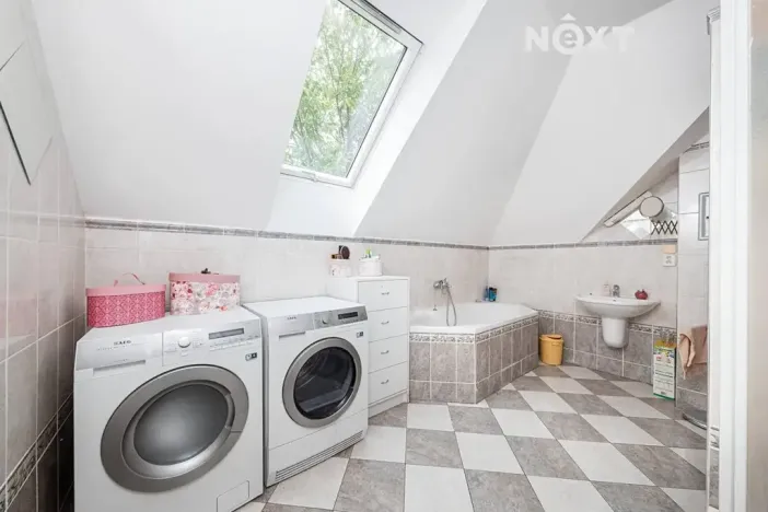 Prodej rodinného domu, Horní Jelení, Dvorská, 160 m2
