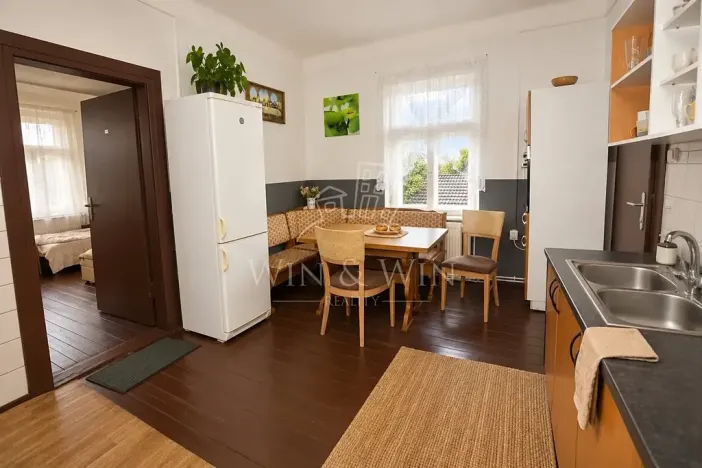 Pronájem ubytování, Praha - Horní Počernice, Lukavecká, 550 m2
