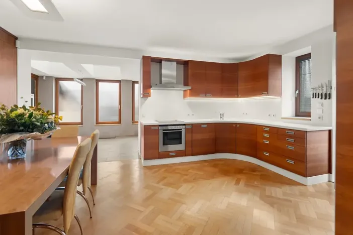 Prodej rodinného domu, Praha - Kyje, Sklenská, 200 m2